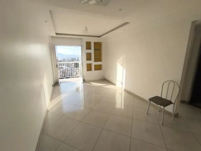 Imóvel para aluguel e venda com 70 metros quadrados com 2 quartos em Mutondo - São Gonçalo