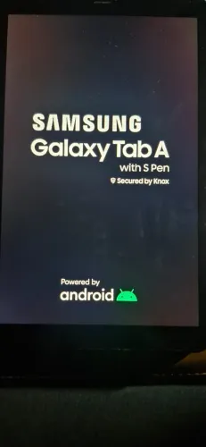 Tablet Samsung S Pen 8. 32GB Armazenamento Interno. 3GB RAM. Wifi e 4G.