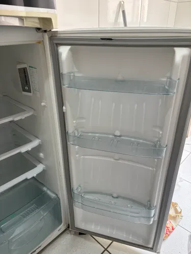 Geladeira cônsul fross free