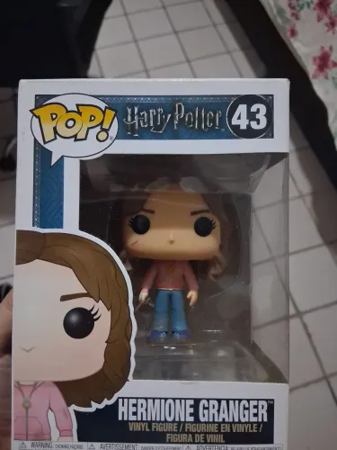 Funko Pop Hermione 43 - Harry Potter (Varinha colada)