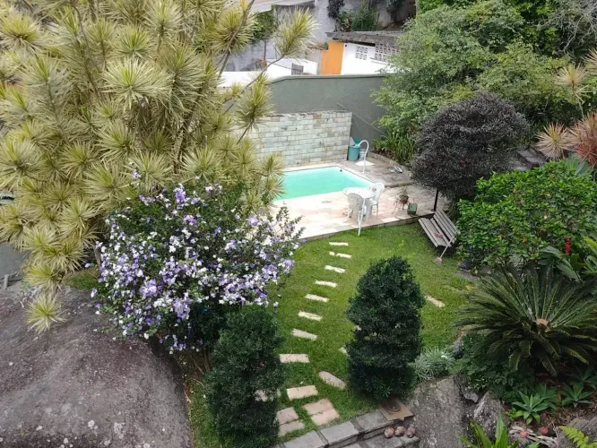 LUXO CERCADO DE VERDE E VISTA ESPETACULAR EM ITACOATIARA COM 3 SUITES POR R$1.980.000,00