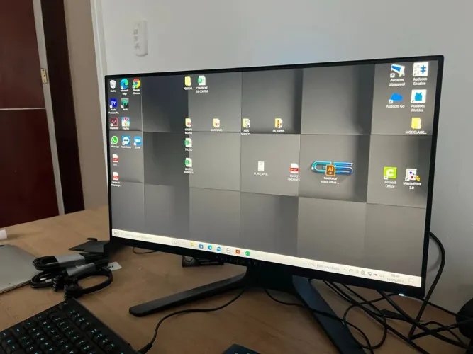 Monitor alienware 240hz painel ips e leds rgb