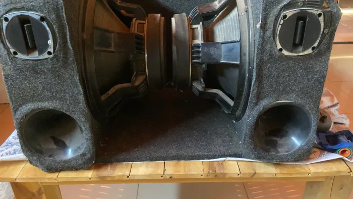 Caixa de som de carros