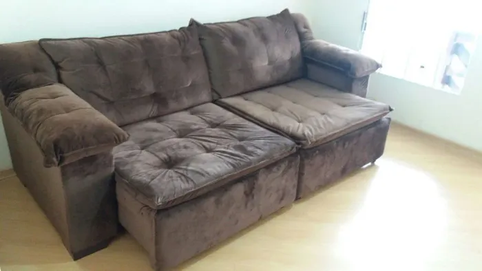 Vendo Sofá 2 Lugares Grande em bom estado