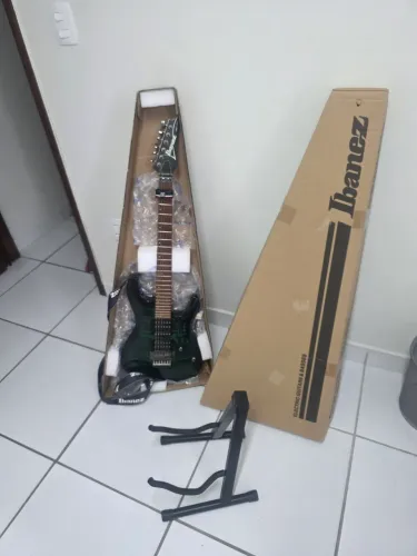 Guitarra ibanez Kiko Loureiro Signature