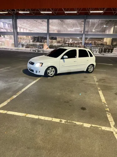 Chevrolet Corsa Hat. Maxx 1.4 8V Econoflex 5P 2011