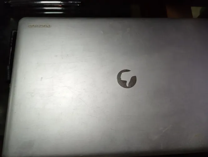 Notebook positivo bateria não segura muito tempo 