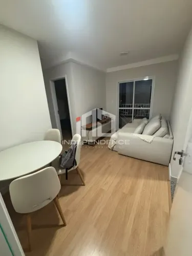 Apartamento de 02 dormitórios com suíte
