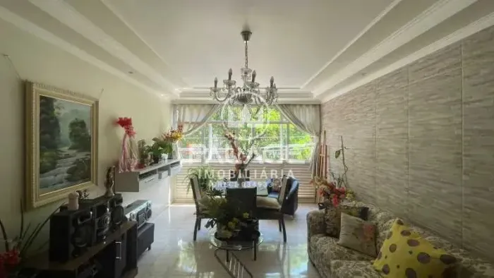 Apartamento : / Residencial / Centro