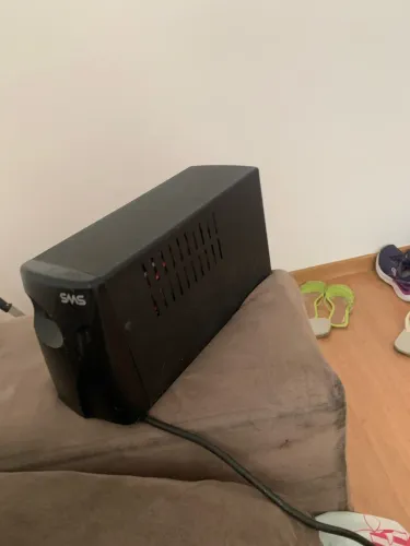 Vendo estabilizador 1000 watts de potência