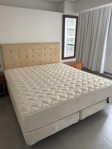 Cama queen