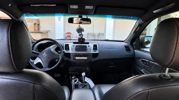 Toyota Hilux CD SRV D4-d 4X4 3.0 TDI Diesel AUT 2015