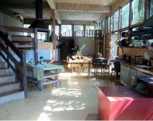 Casa a venda no condominio Ville de Montagne 420m2, 2 suites