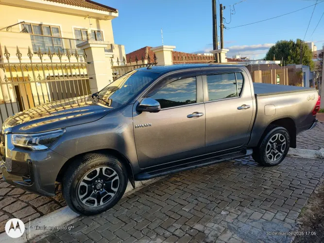 Toyota Hilux CD SRX 4X4 2.8 TDI 16V Diesel Aut. 2022