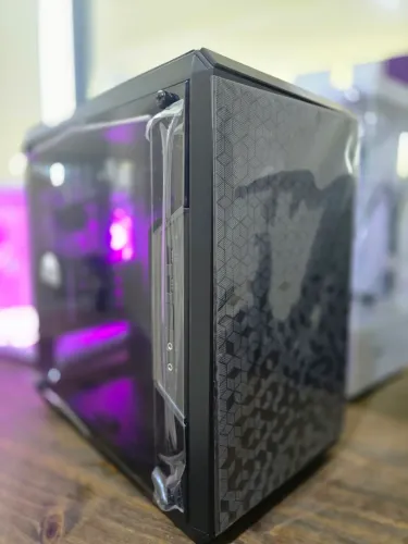 Gabinete gamer Cooler Master
