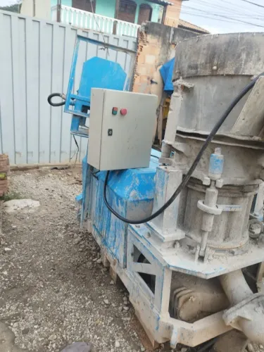 Bomba de concreto Projetado CP 10 -Equipamento para construção civil / Geotecnia