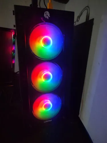 PC GAMER Ryzen  5 5600G ( 16 RAM ) SSD 
