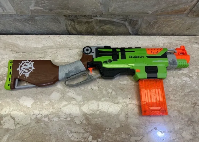 lancador nerf zombie strike slingfire