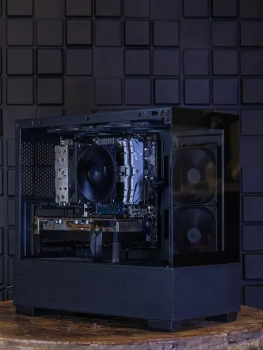 Ryzen 5 5500 | RX 5700 XT 8GB | 32GB RAM | SSD 1TB | Fonte Nidus 650W