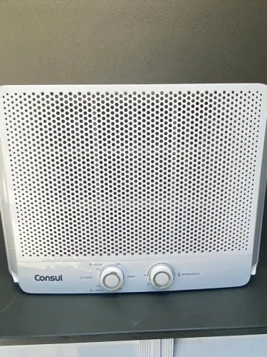 ? Ar-Condicionado Consul 7.500 BTUs 220V