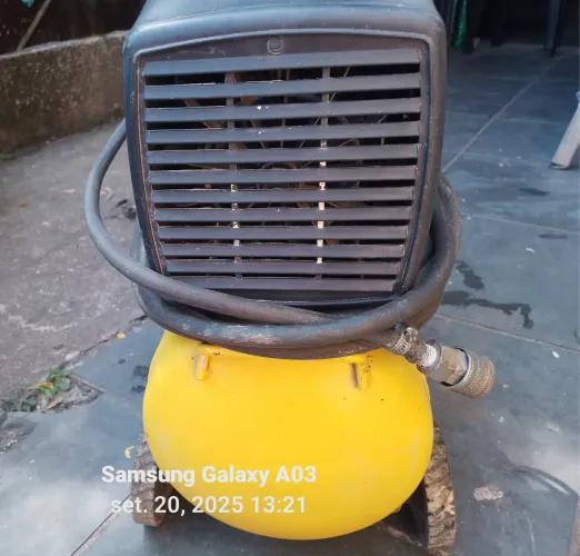 Compressor de ar 24LT FERRARI