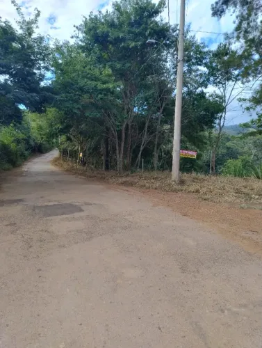 Vende se terreno próximo a unsp quinta da serra no asfalto principal 120.000
