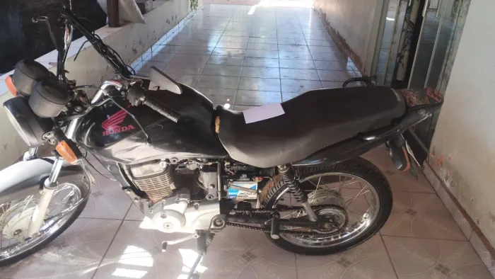 Vendo moto 125 ÚNICO DONO