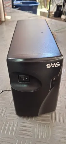 Estabelecimento de energia sms 1000va Semi-novo