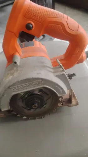 Serra Mármore Black+Decker BD115 1100W - Usada, funcionando 100%
