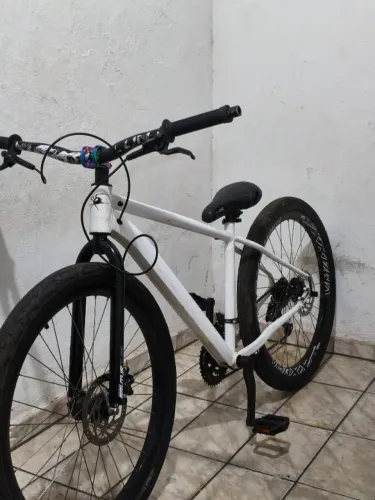 Bike aro 26 pro grau troco por iPhone apartir do 14 ou motorizada!