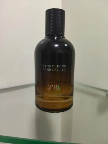 perfume masculino Zara Night Pour Homme III Eau de Parfum (100 ml).