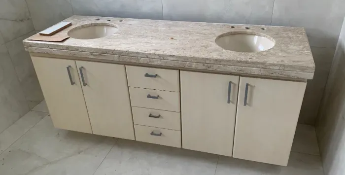 Kit Balcão Banheiro e Mármore com 2 Cubas
