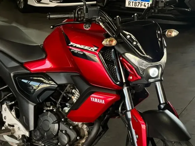FAZER FZ15 2024