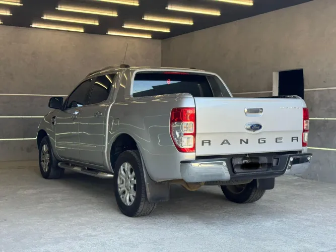 Ford Ranger Limited 3.2 20V 4X4 CD Aut. Dies. 2017