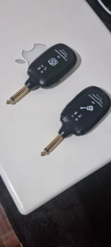 Transmissor sem fio para guitarra/ baixo