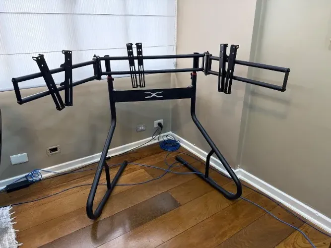 Suporte para 3 Monitores Extreme Sim Racing