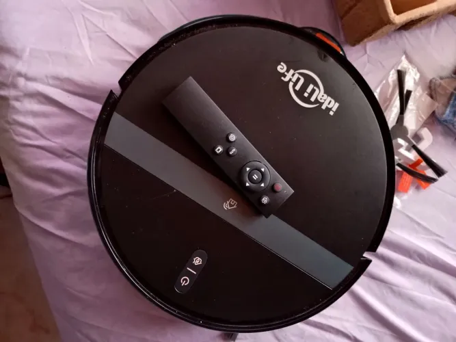 Robô Aspirador Idali Life DF-ILRO066 Preto com Aplicativo e Sensor Antiquedas