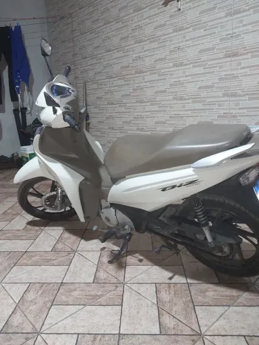 Vende se moto em ótimo estado