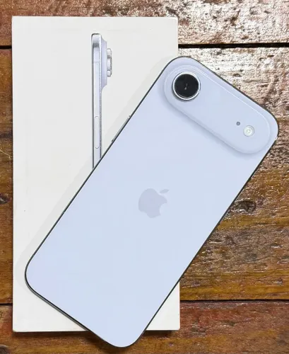 iPhone 17 Air 256GB Sky Blue | 100% Bateria | Garantia Apple até 05/2027