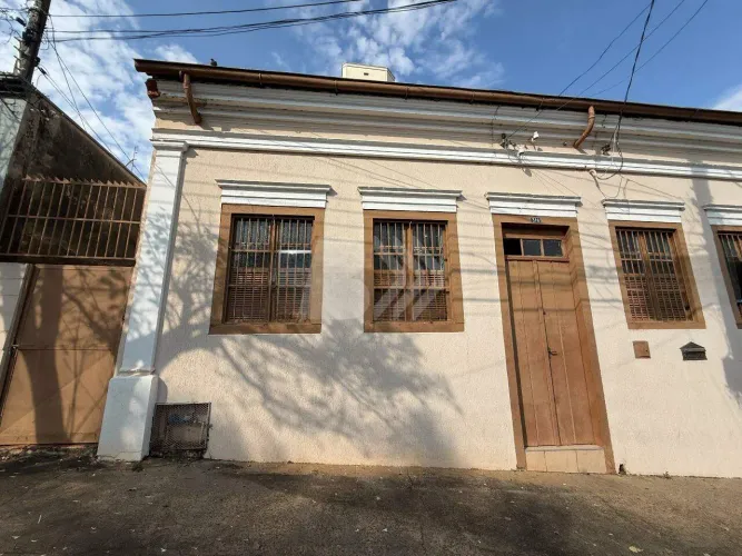 Casa residencial para alugar no bairro Centro em Piracicaba
