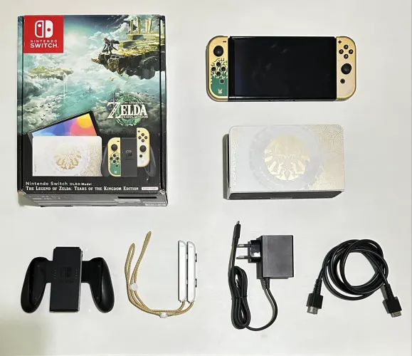 Nintendo Switch OLED Desbloqueado Edição Zelda Totk
