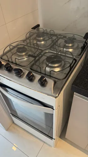 Fogão Brastemp Clean 4 bocas 