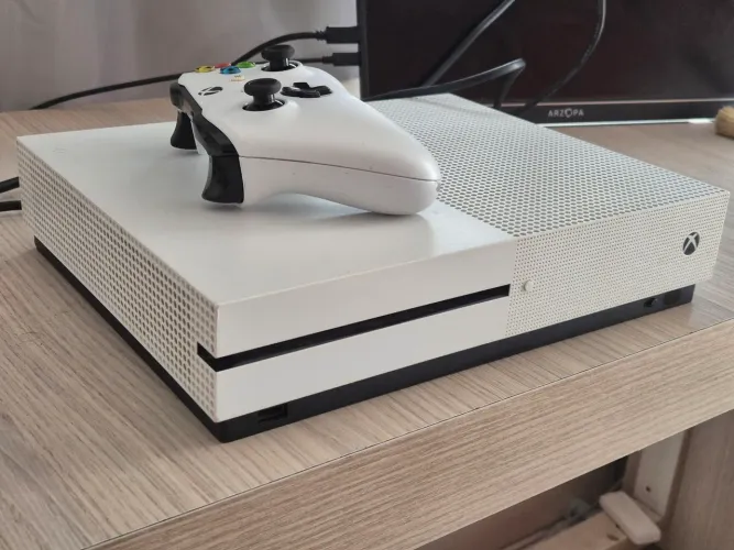 Xbox one s
