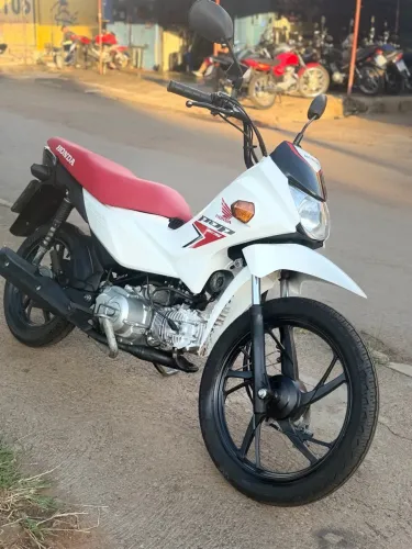 Honda Pop 110i ES 2025