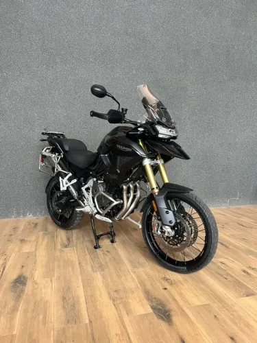 TRIUMPH TIGER 1200 RALLY BLACK EDITION 