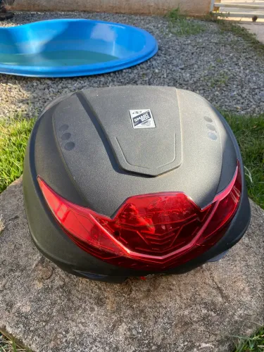 Baú para moto 45 litros! Novo! R$130