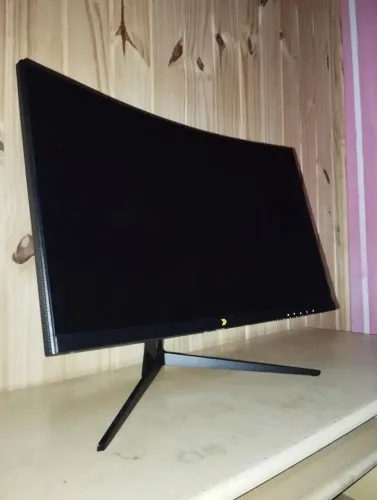 Monitor gamer curvado 180hz 