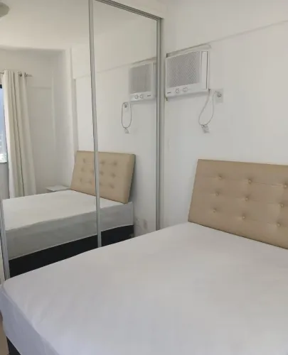Cama Casal + Painel Cabeceira