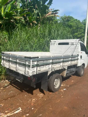 CARROCERIA PARA KIA BONGO OU HR - CONSERVADA