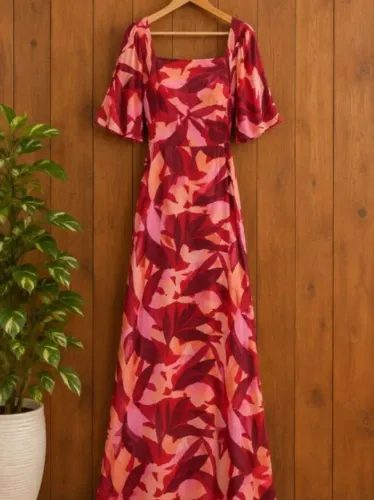 Vestido vermelho longo estampado